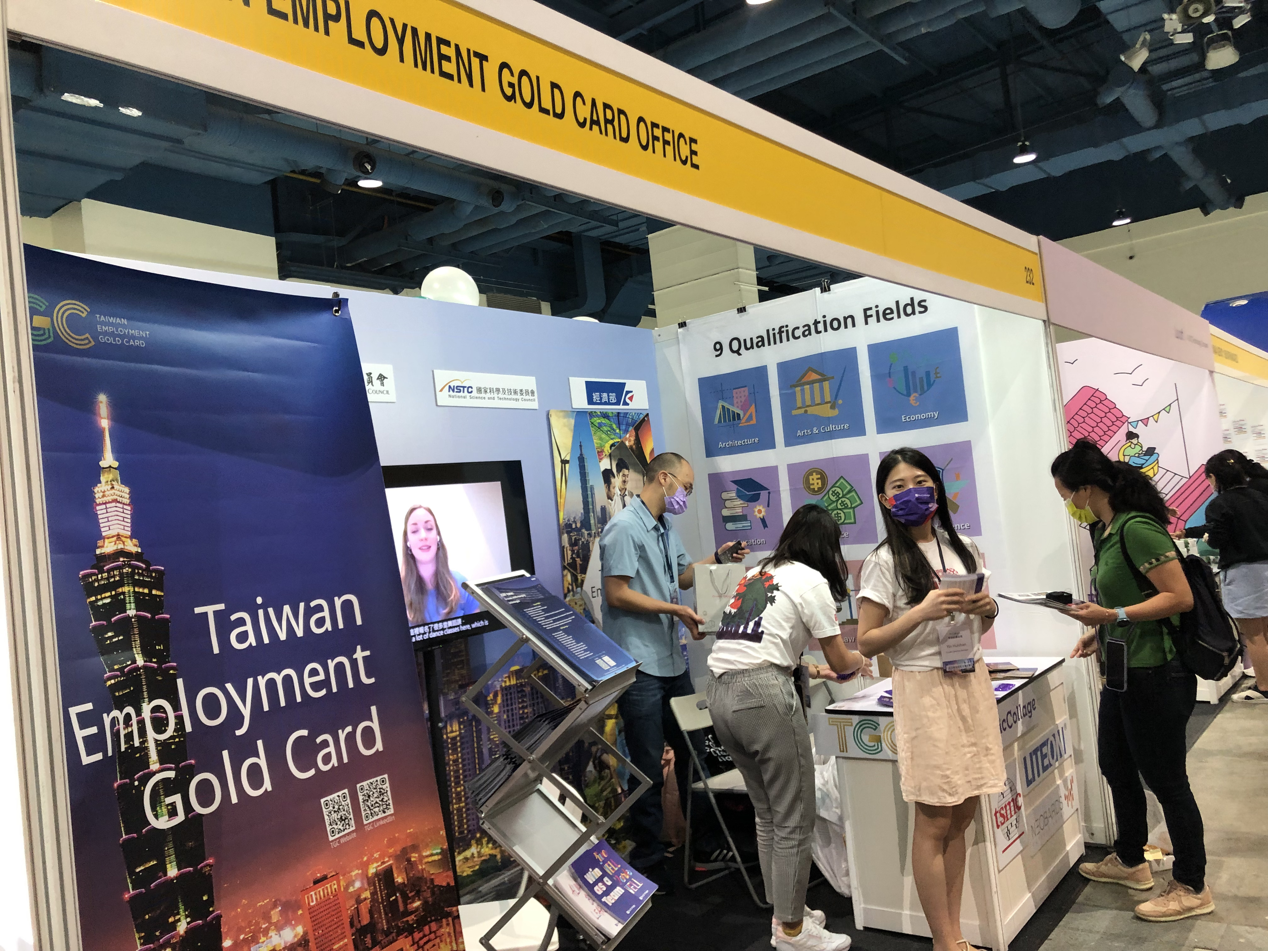 The 2022 Singapore and Malaysia Recruitment Trip Achievement Review3